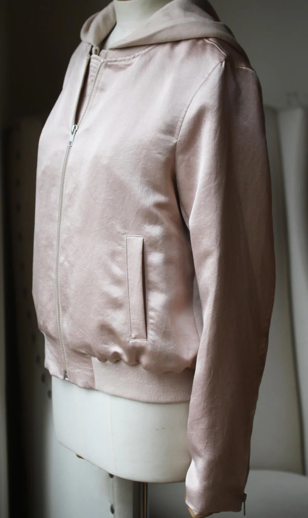 A.L.C. EDISON PANELED COTTON AND SATIN BOMBER JACKET LARGE - Image 3