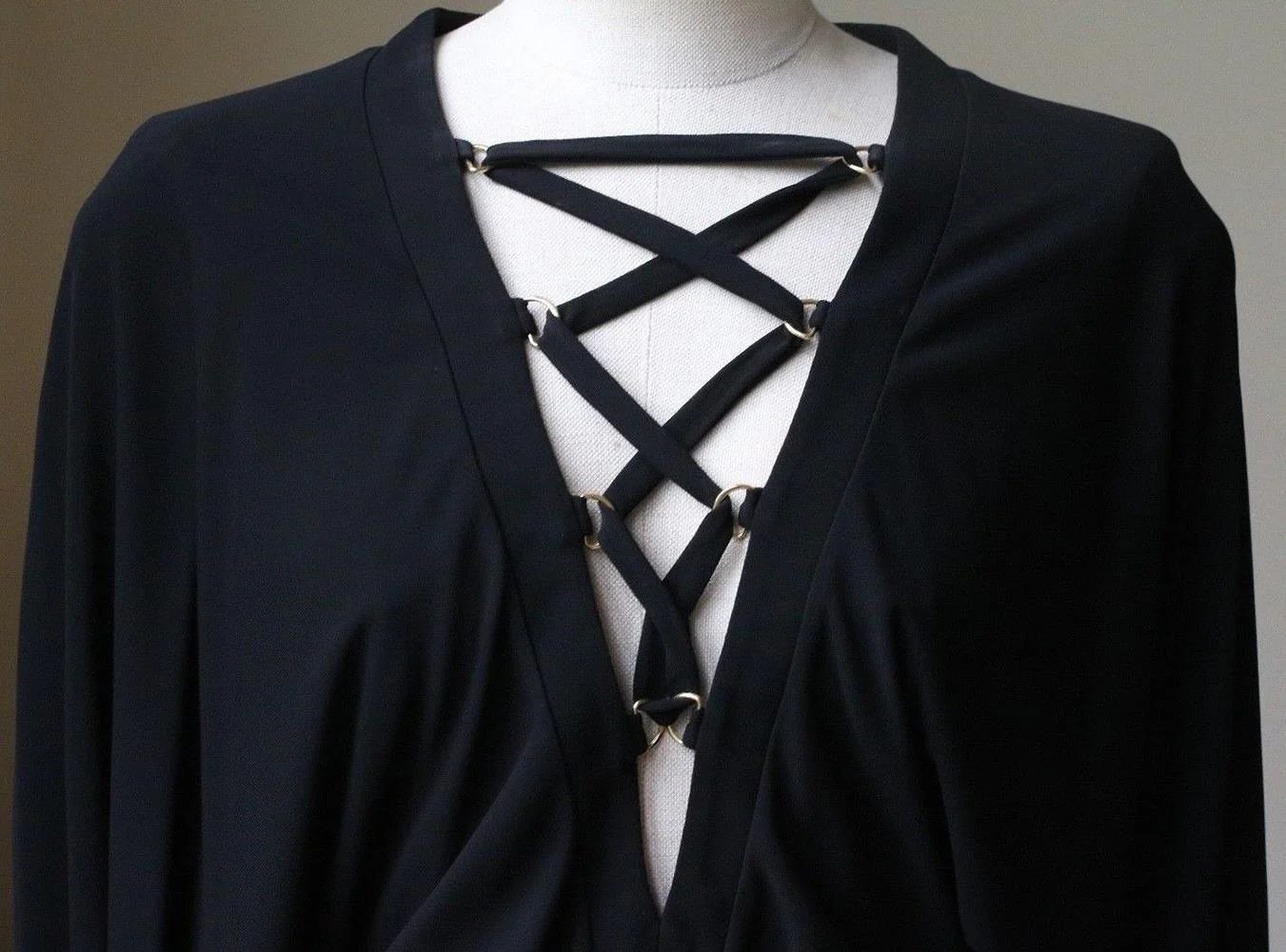 BALMAIN LACE UP CREPE MINI DRESS FR 36 UK 8 - Image 3