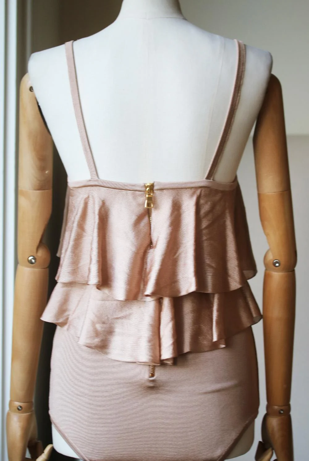 BALMAIN RUFFLED STRETCH JERSEY BODYSUIT FR 38 UK 10 - Image 4