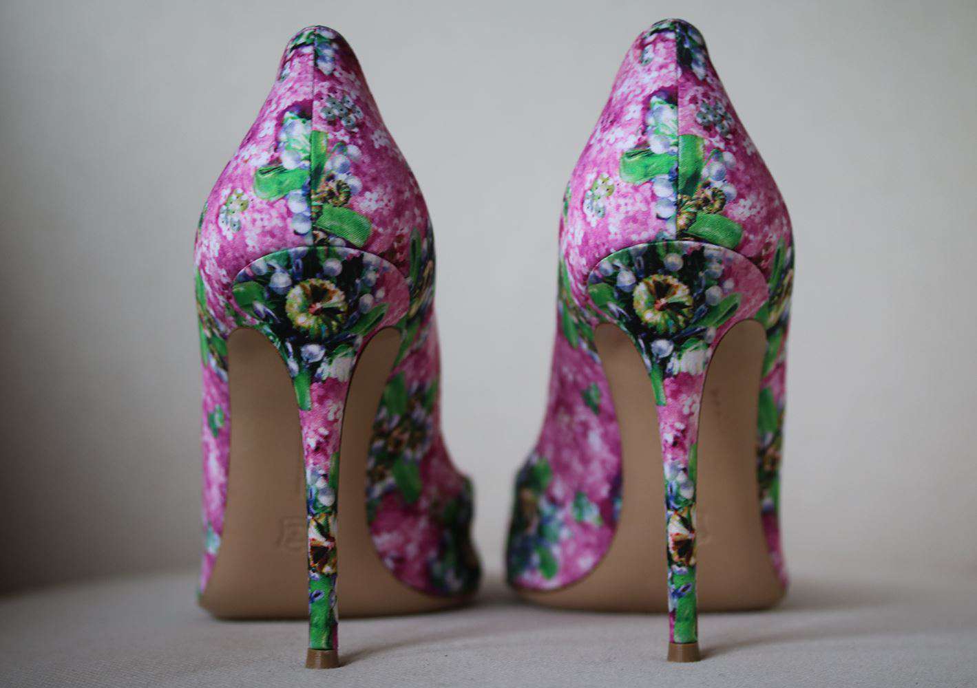 MARY KATRANTZOU + GIANVITO ROSSI LISA PONKER SATIN PUMPS EU 41 UK 8 US 11 - Image 4