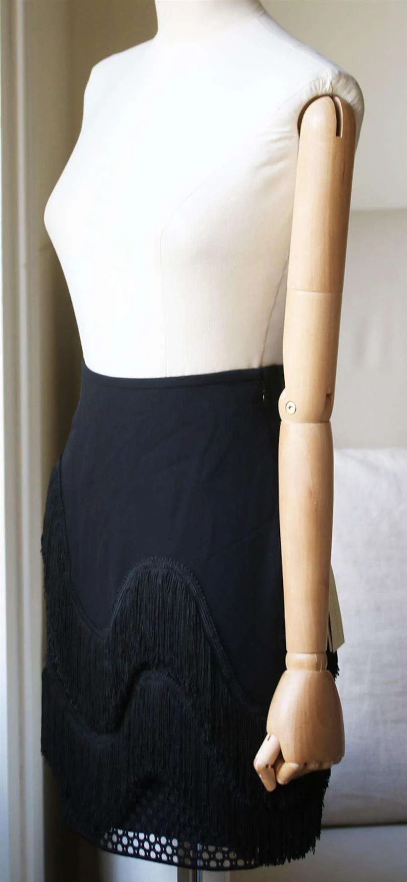 STELLA MCCARTNEY CORINNA FRINGED CREPE AND WICKER LACE MINI SKIRT IT 36 UK 4 - Image 3